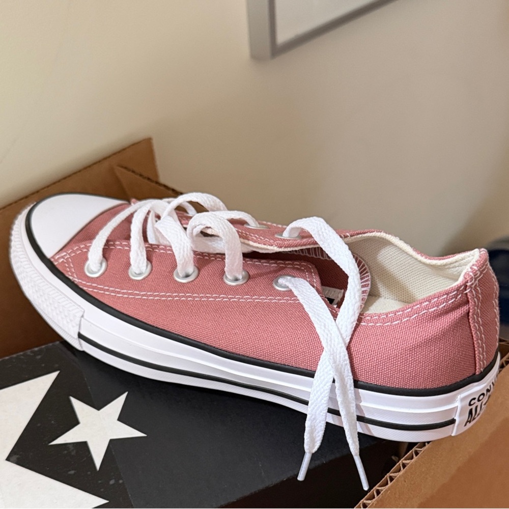 Converse Low Top Sneakers in Dusty Rose Pink and White - Picture 2 of 2